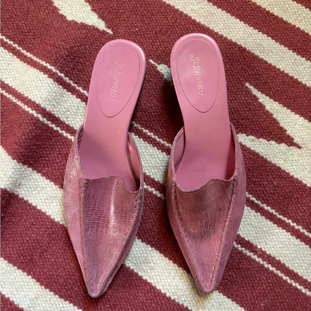 St. John's Bay Pink Textured Mules